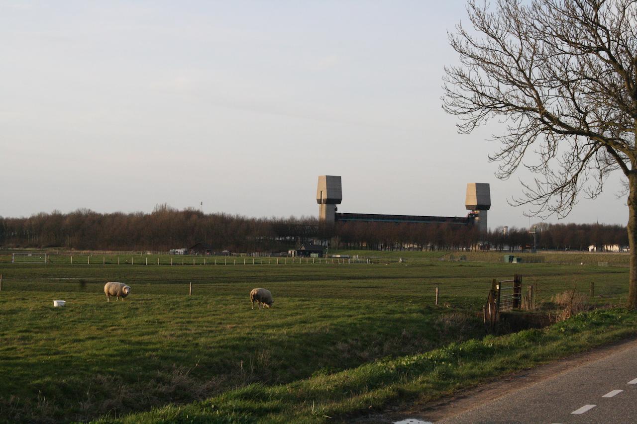 De Betuwe Hotel Asch Buitenkant foto